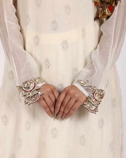 Off White Chanderi Suit