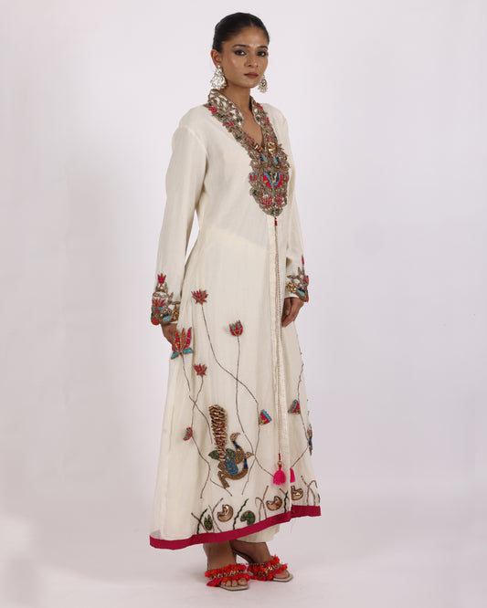 Modern Design Off White Salwar Suit