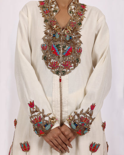 Modern Design Off White Salwar Suit