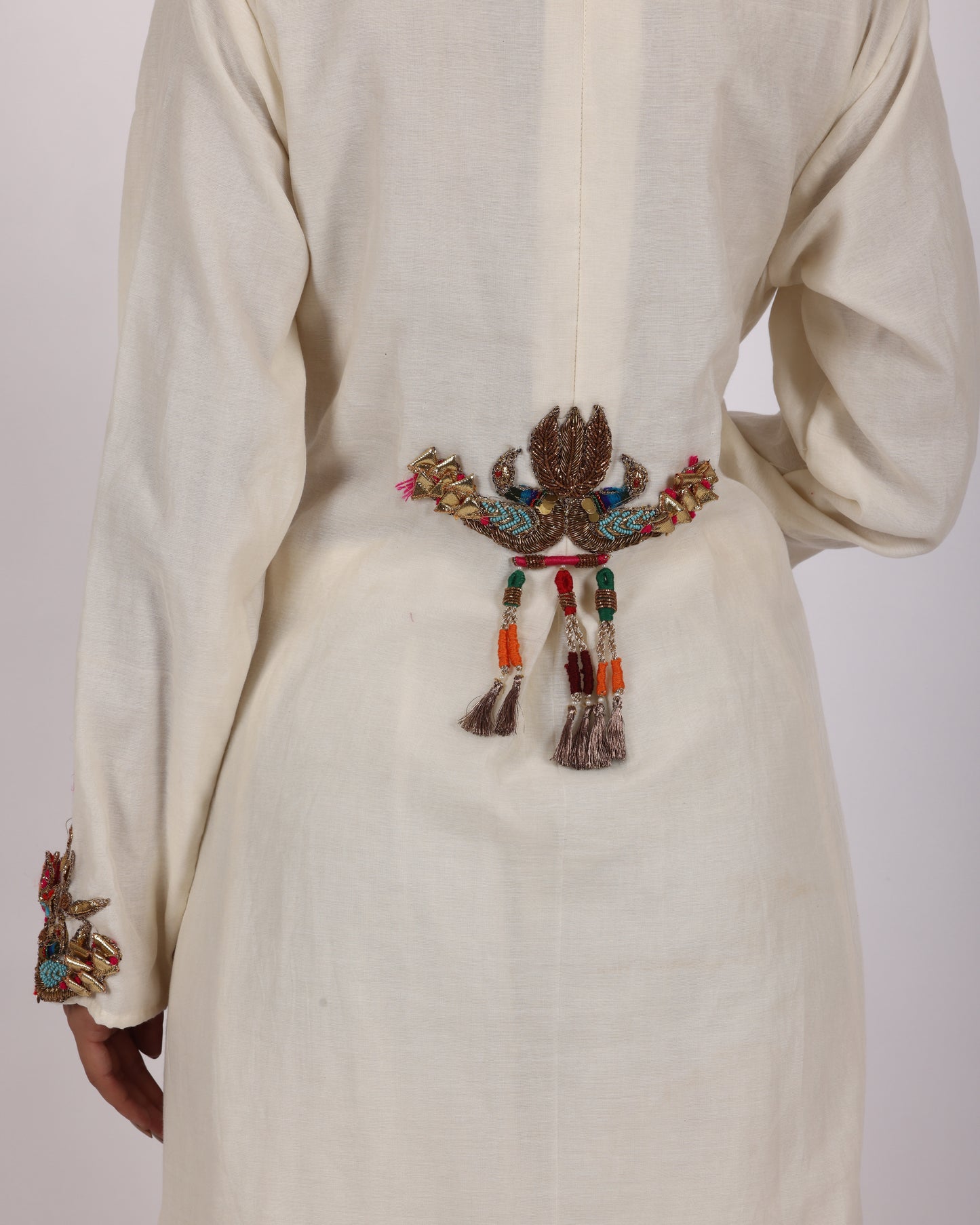 Modern Design Off White Salwar Suit